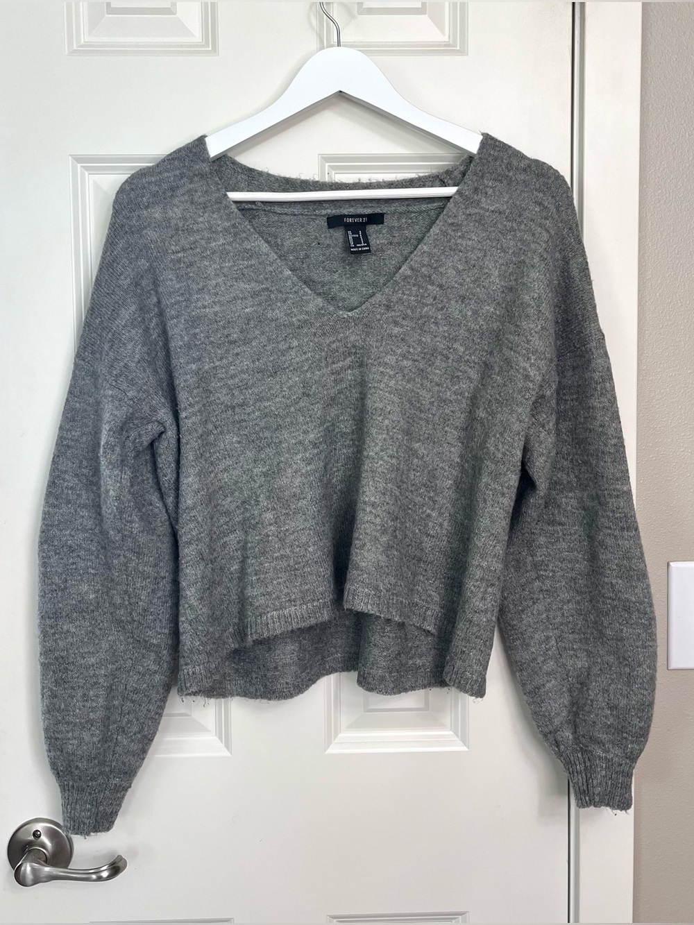 Forever 21 Cropped Balloon Sleeve Sweater